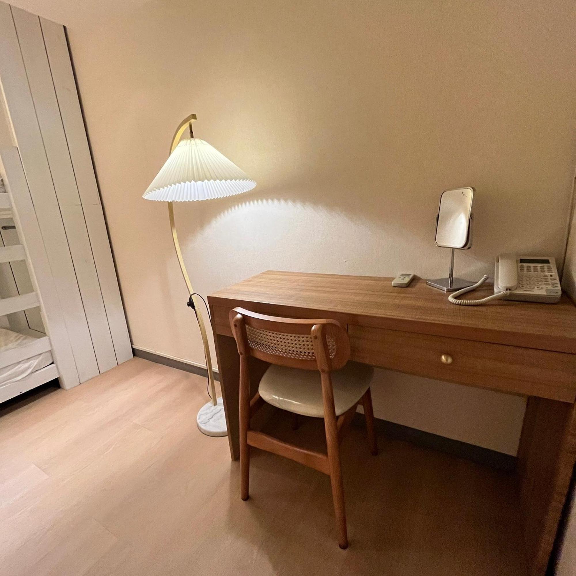 Cat Tail Pocket Inn Taipei Exterior photo