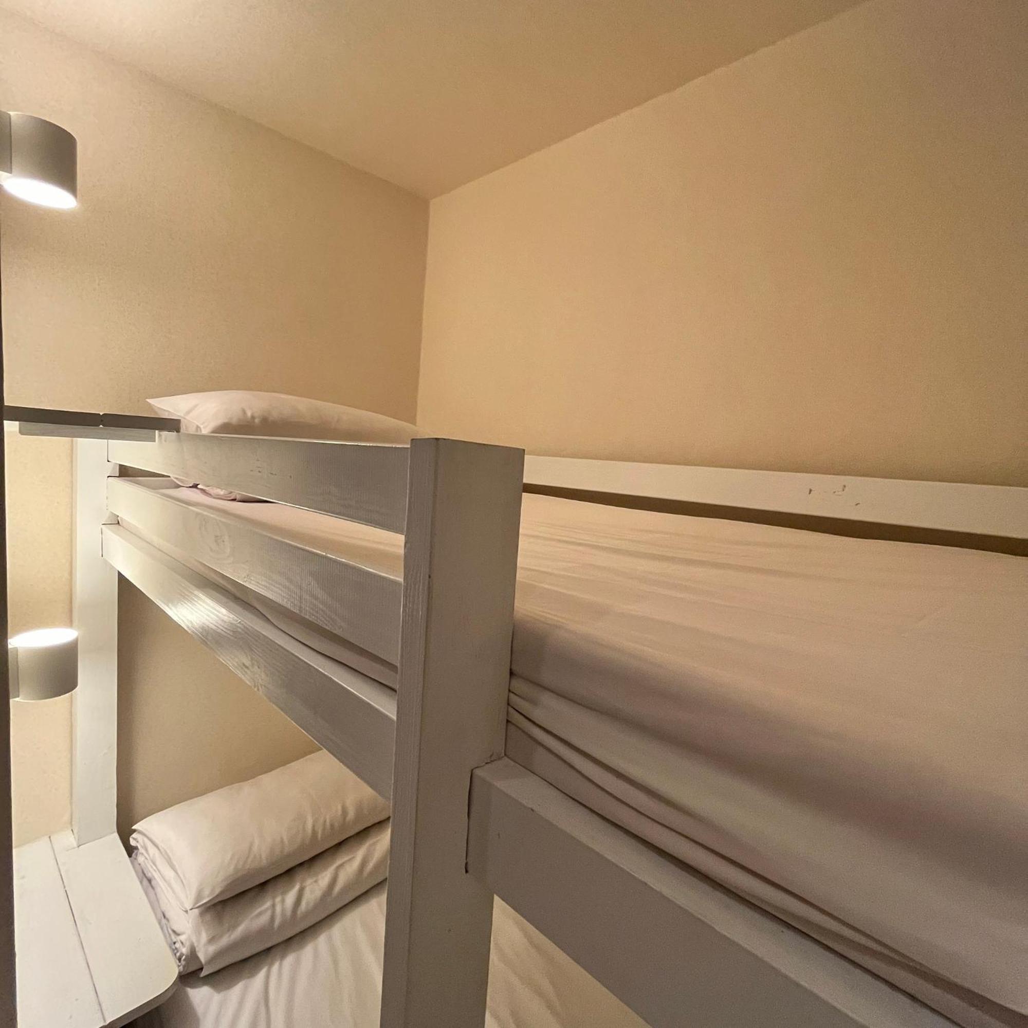 Cat Tail Pocket Inn Taipei Exterior photo